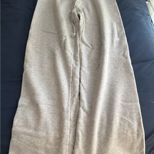 Brandy Melville Gray sweatpants